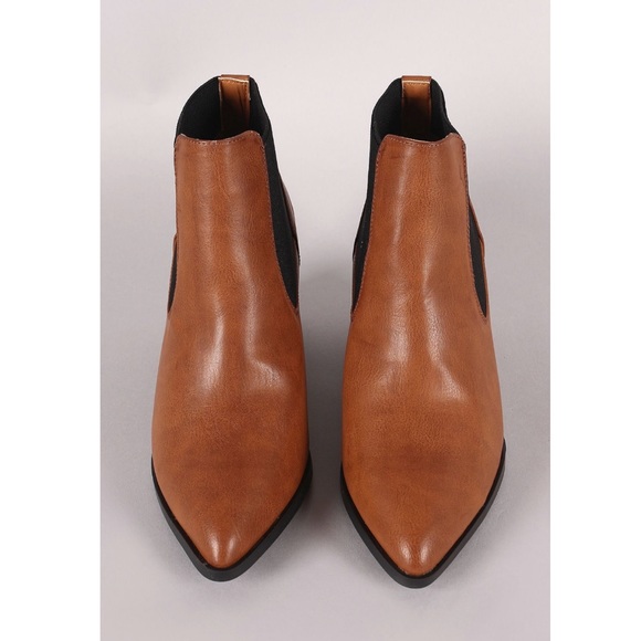 ✨HP✨Gorgeous Chelsea Booties - Picture 8 of 8